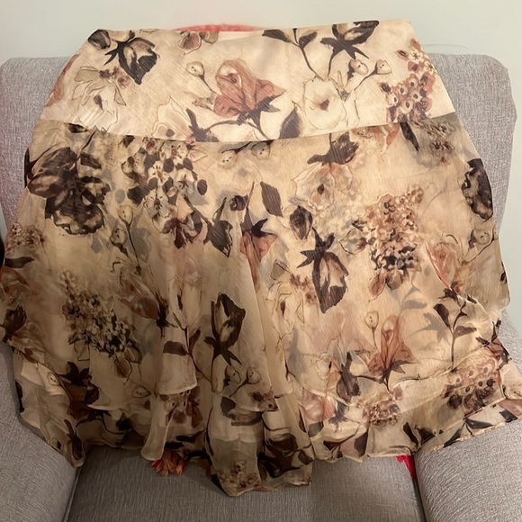 Lauren Ralph Lauren Dresses & Skirts - Beautiful floral Lauren By Ralph Lauren Skirt - like new!!!!!!  Only worn once!